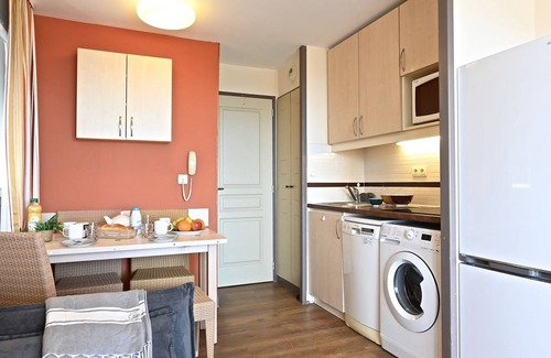 Cap Esterel Apartment | L'Esquinade (P3 112) by Interhome