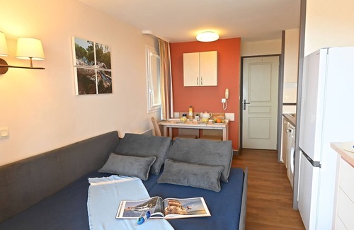 Cap Esterel Apartment | L'Esquinade (P3 112) by Interhome