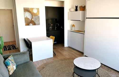Les Sables d'Olonne Apartment | L'Estacade studio face mer