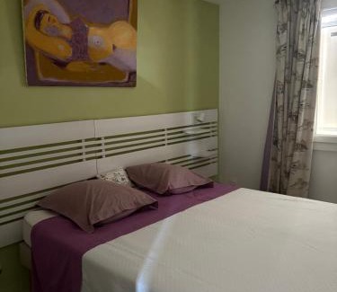 Sete House | L'Estanque l'étang des vacances parking climatisation