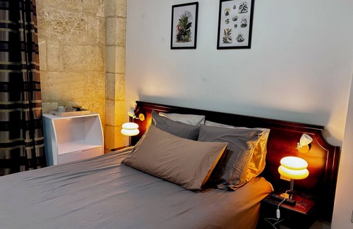 Vayres House | L'Etape