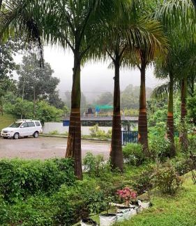 Pirmed Hotel | L&G Riverview Haven.