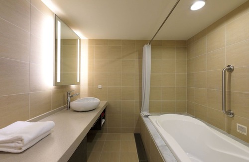 Sakyo Ward Hotel | L'Hotel de Hiei