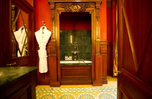 Saint-Germain-des-Pres Hotel | L'Hotel