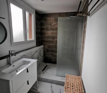 Crosne Apartment | L'ile Des Prevots