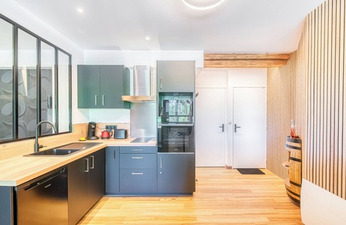 Rochefort-sur-Loire Apartment | L'instant Coquin/Love Room au Bord de L'eau