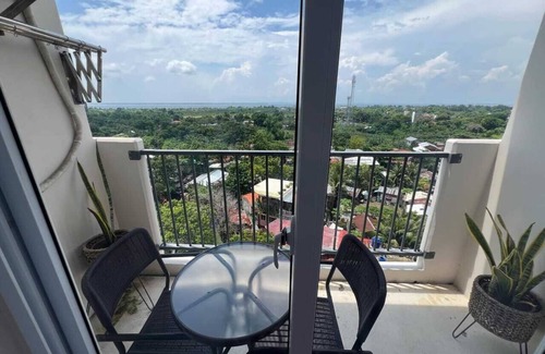 Lapu-Lapu Condo | L L I Condotel