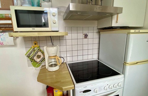 Concarneau House | L'Oasis, a cosy home in the heart of Concarneau's Cabellou district,