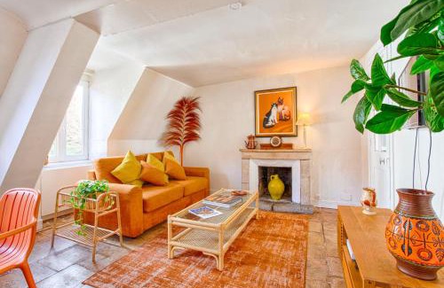 Haie Vigne Apartment | L'Oasis - Chaleureux duplex - Centre Ville de Caen