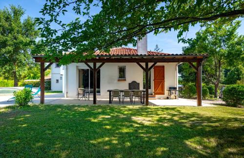 Monclar-de-Quercy Villa | L'Oasis de rêve villa 5 chambre avec piscine
