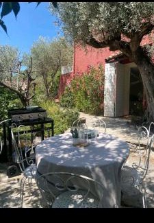 Le Revest-les-Eaux Apartment | L’Oliveraie du Revest