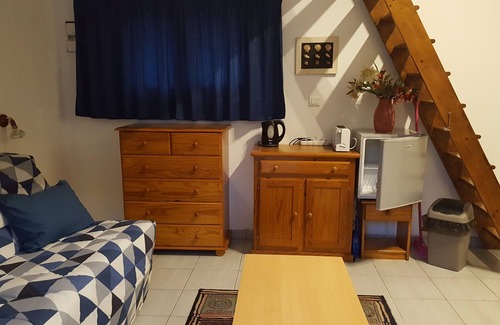 Boulouris-sur-Mer Villa | "L'Olivier" 2 bedroom villa apartment + studio with shared heated pool