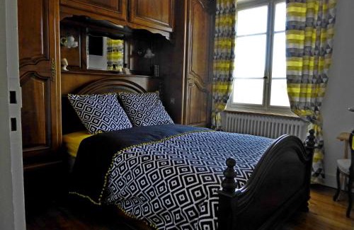 Saint-Cyprien-sur-Dourdou House | L'Oustal des Bons Vivants