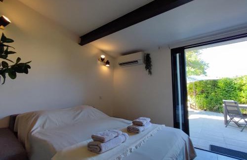 Roquefort-la-Bedoule Apartment | L'OUSTO - Studio avec magnifique Terrasse à 5 min de Cassis