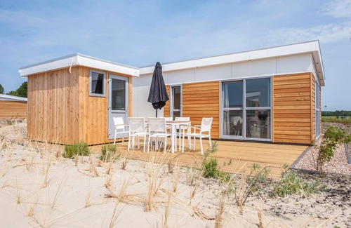 Municipality of Hellevoetsluis House | L-Pavilion 6