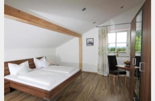 Pleiskirchen Hotel | L'Ulivo Italienische Restaurant und Pension