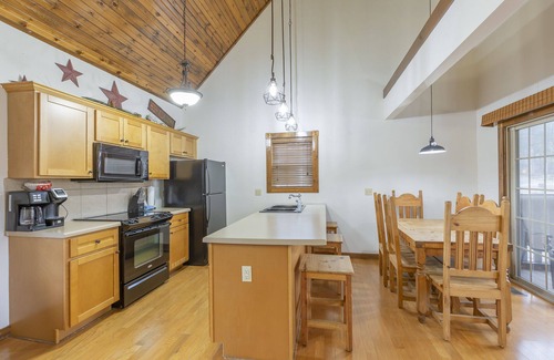 Reeds Spring Cabin | L119A, Family Funtimes 1-Br Loft Lakefront Cabin