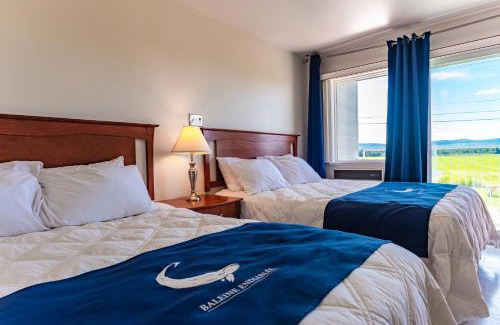 Riviere-Ouelle Hotel | La Baleine Endiablée Microbrasserie