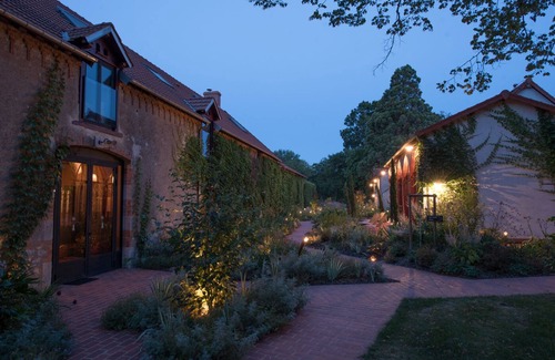 Saint-Laurent-Nouan Apartment | La Barboire Campagne - Design apartment