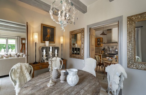 Valbonne Villa | La Belle Vie - walking distance to village