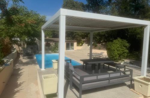 Saint-Menet Apartment | La bergerie Emma