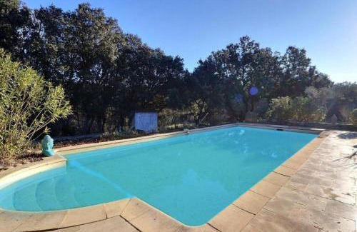 Cornillon-Confoux House | La bonne adresse de Provence