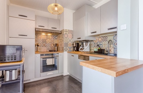 Courseulles-sur-Mer Apartment | La Boussole - Apt 2 chambres vue marina