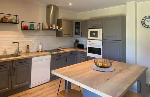 Saint-Benoit House | La Braudière, cozy and warm house 5 min CHU