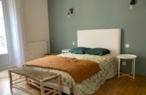 Cadouin House | LA Buissonniere Authentique & Paisible