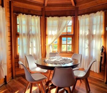 Real de San Carlos House | La cabaña