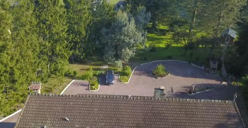 Annebault House | La cabane du Cardinal B&B