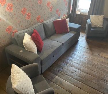 Bouillon Apartment | LA CACHETTE Maison 2 3 Ch 2 3SdB Salon Wifi