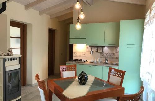 Massa e Cozzile House | La Camelia