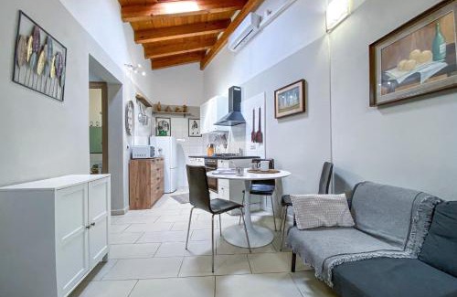Oristano Historic Centre House | La Campidanese