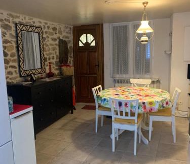 La Canourgue House | La Canourguette