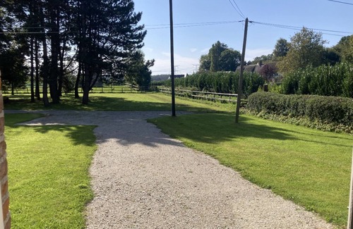 Gueutteville-les-Gres Apartment | La Canuche, Appartement Avec Jardin. Plain-pied, Facile D'accès