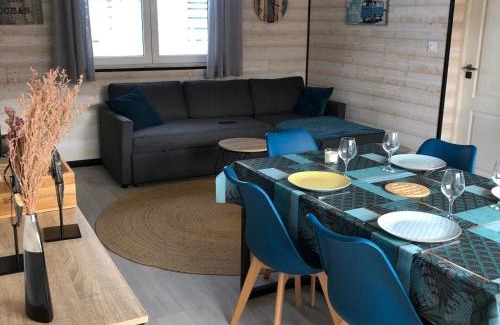 Soulac-sur-Mer House | La Casa Azul