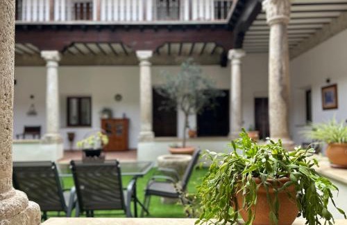 El Romeral House | La Casa de la botica -Casa Rural El Romeral de Toledo