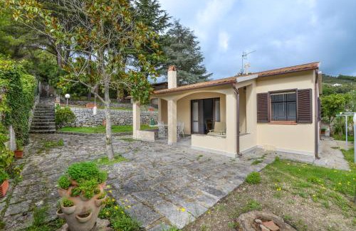 Campo nell'Elba House | La Casa Del Colle