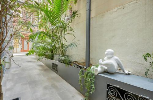 la Vila de Gracia Hotel | La Casa Del Sol Hotel Gracia District, Sonder by Marriott Bonvoy