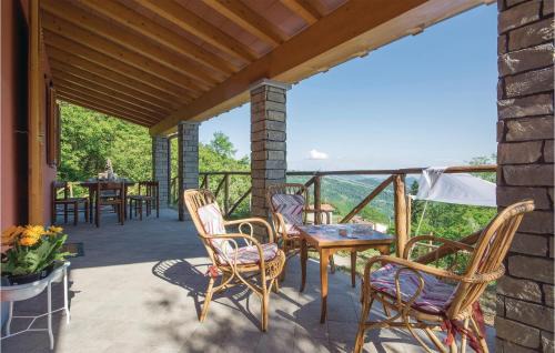 Macchino House | La Casa Di Alice