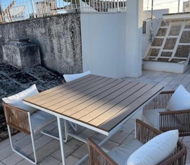 Old Town Cisternino Apartment | La Casa in Piazza