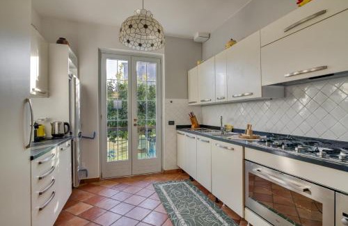 Albenga Apartment | La Casetta Sull'Albero 900m from the sea - Happy Rentals