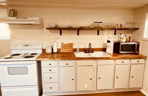 Prineville Cottage | La Casita de Main Calle