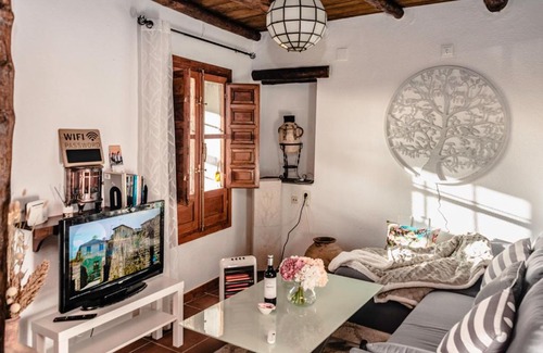 Bubion Apartment | La Casita del Árbol Blanco
