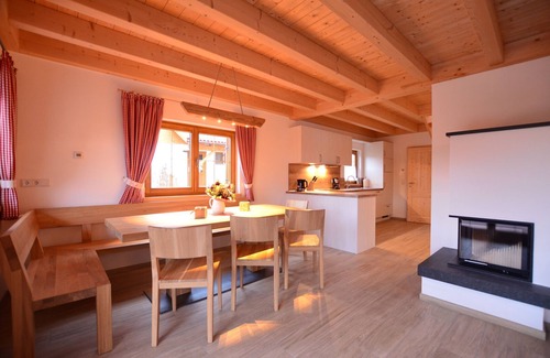Lechbruck House | La Casita - Holiday home with sauna, fireplace, terrace, balcony, W Lan, dog allowed