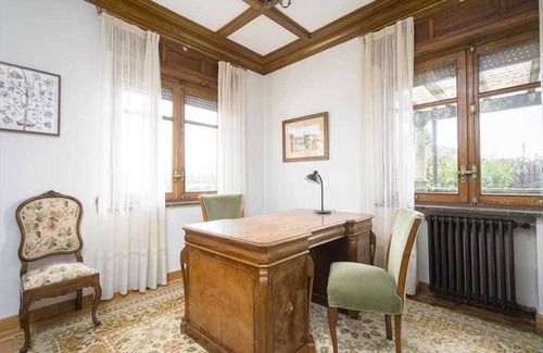 Siero House | La Casona del Frontón