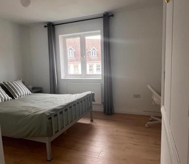 Royston House | La CAZA Guest House