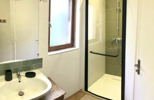 Chirols Apartment | La Châtaigne Perchée, piscine et nature