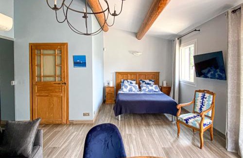 Ventabren Bed & Breakfast | la chamade grande chambre B&B indépendante